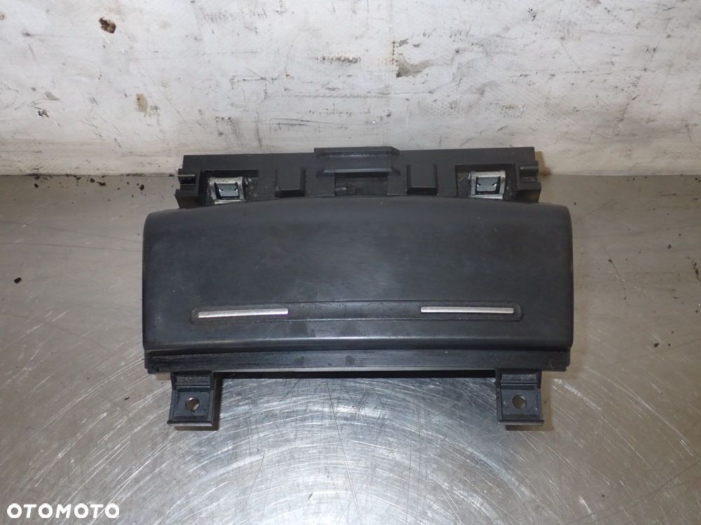 POPIELNICZKA AUDI A3 8P 2.0TDI D9643369380 - 1