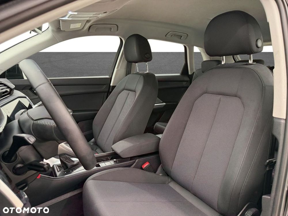 Audi Q3 - 17
