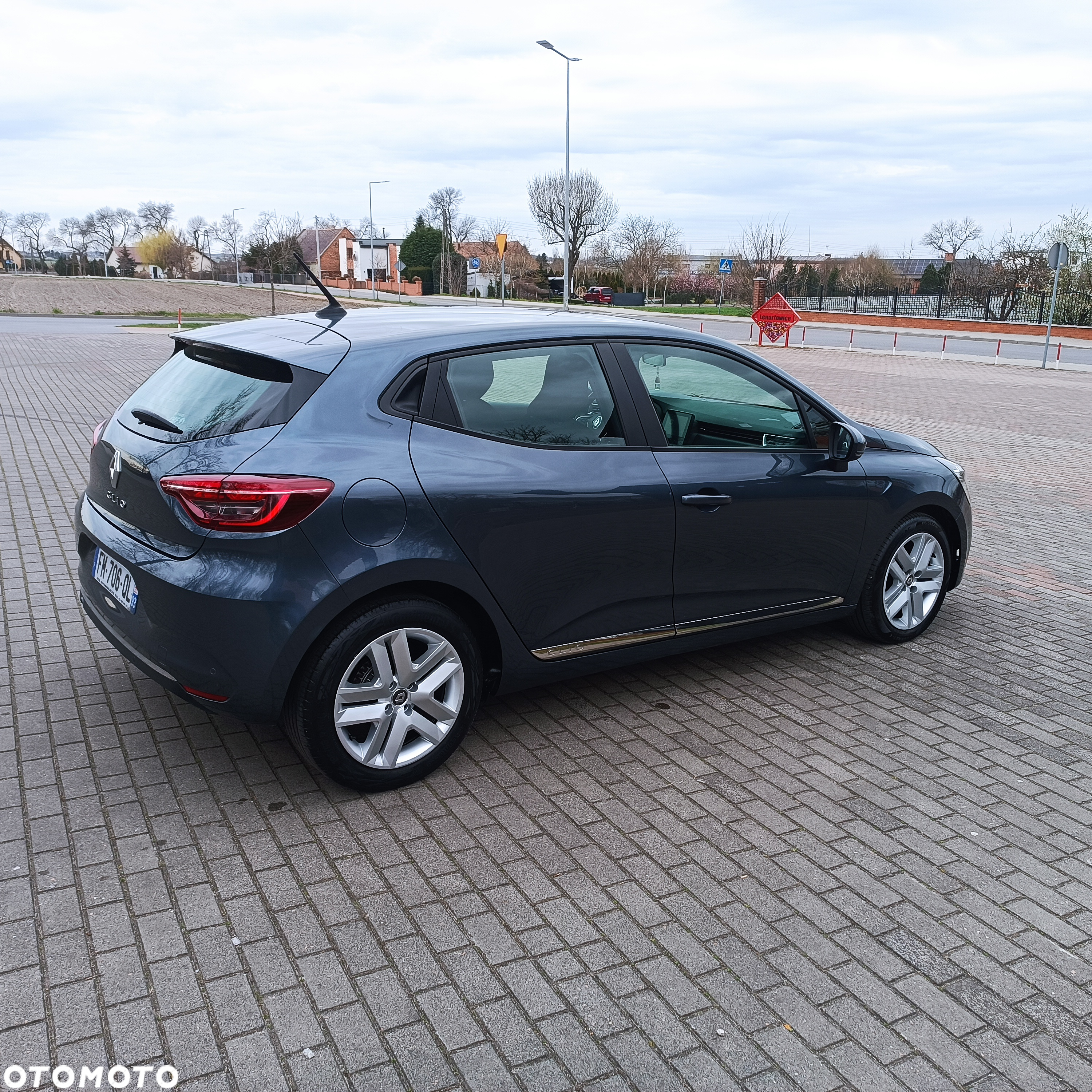 Renault Clio - 14