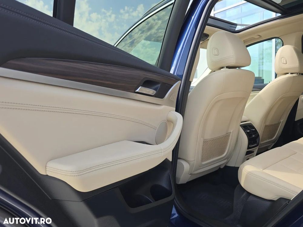 BMW X3 xDrive30i AT Luxury Line - 27