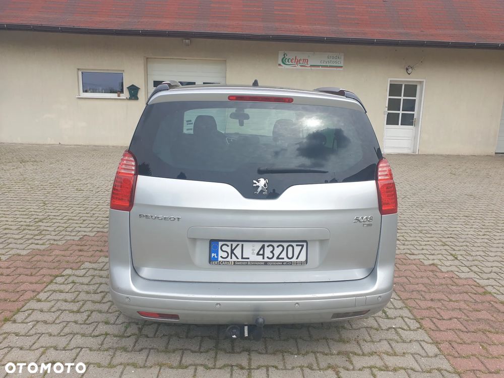 Peugeot 5008 - 3
