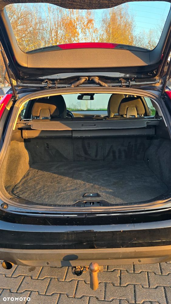 Volvo V60 D4 Geartronic RDesign - 15