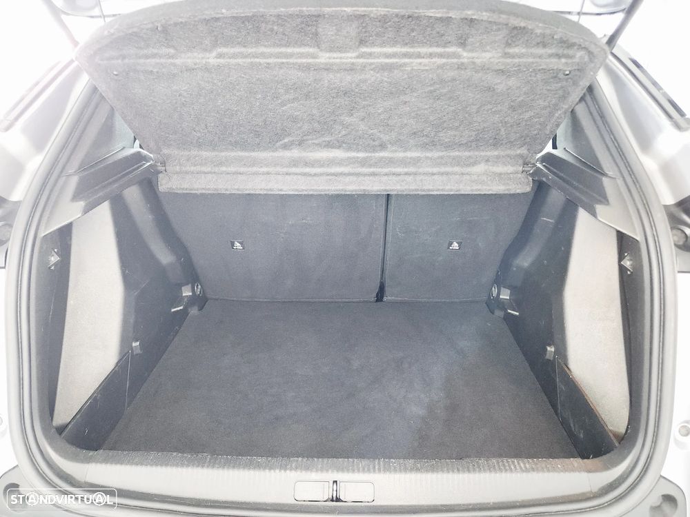Peugeot 2008 - 36