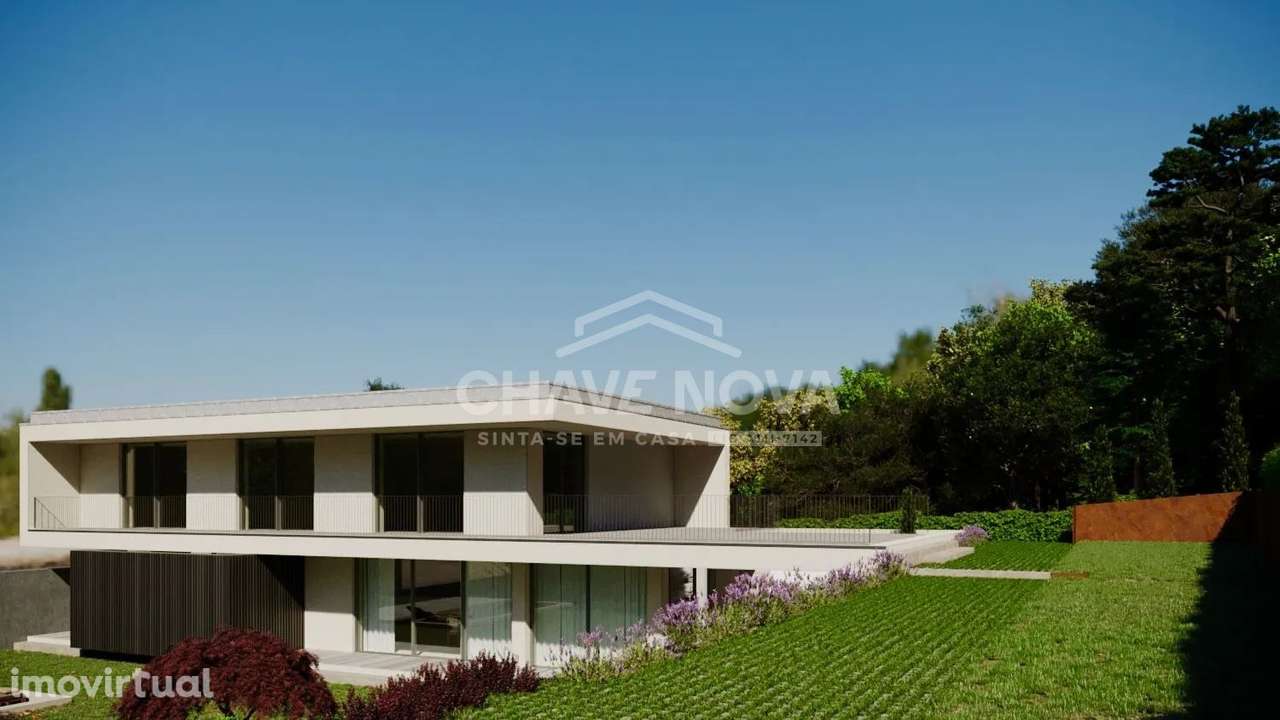 Moradia de Luxo V4 c/Jardim e Piscina a 3 minutos da Praia | Valadares - Grande imagem: 3/24