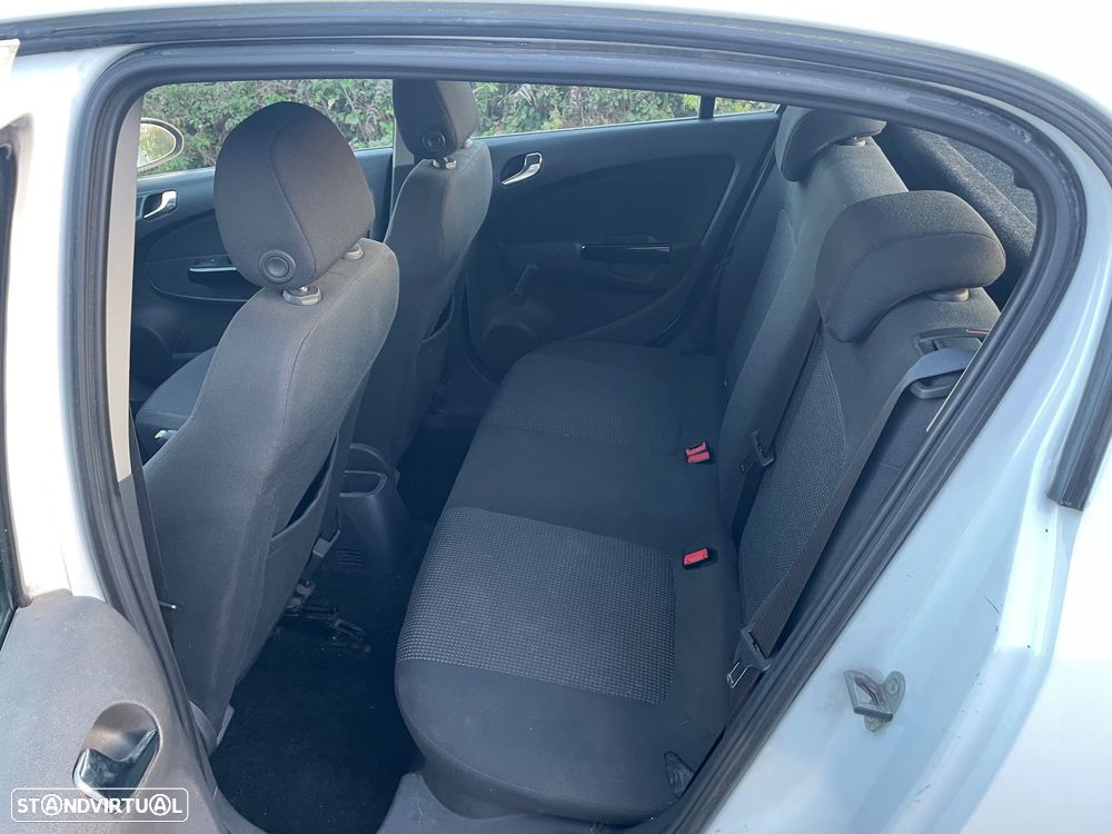 Opel Corsa 1.3 CDTI Cosmo - 8