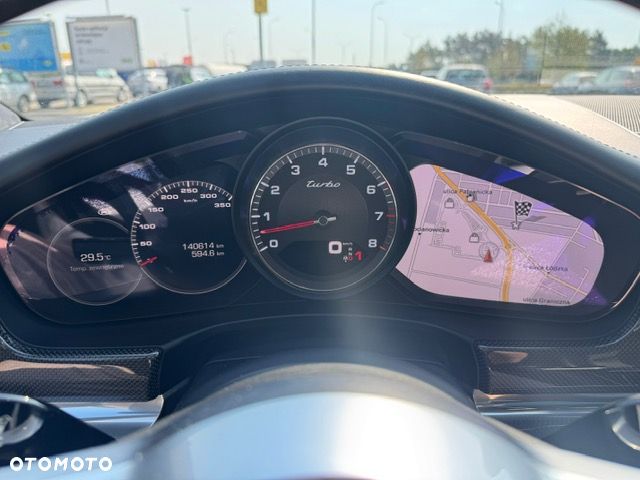 Porsche Panamera Turbo - 3