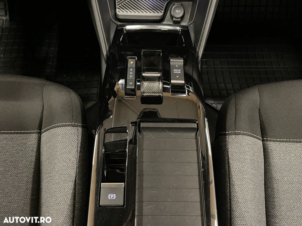 Citroën C4 1.5 BlueHDi S&S EAT8 Feel Pack - 21