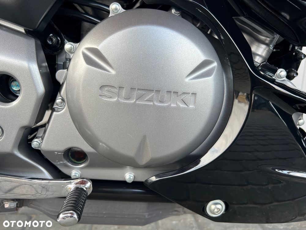 Suzuki GW 250 - 17