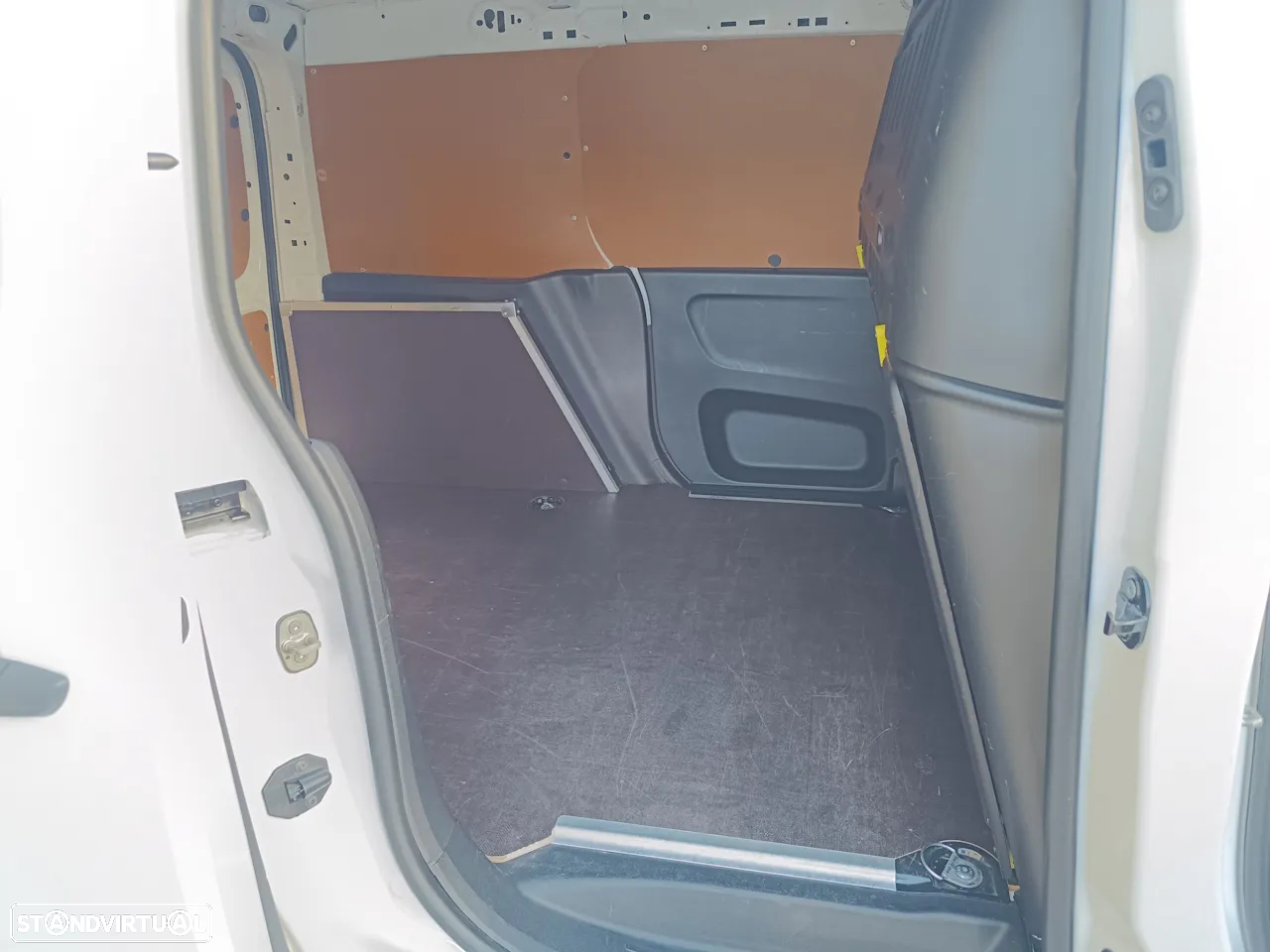 Citroën BERLINGO 1.6 BlueHDi - 22
