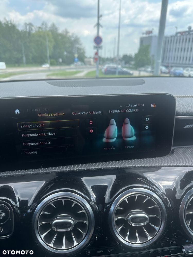 Mercedes-Benz CLA - 10