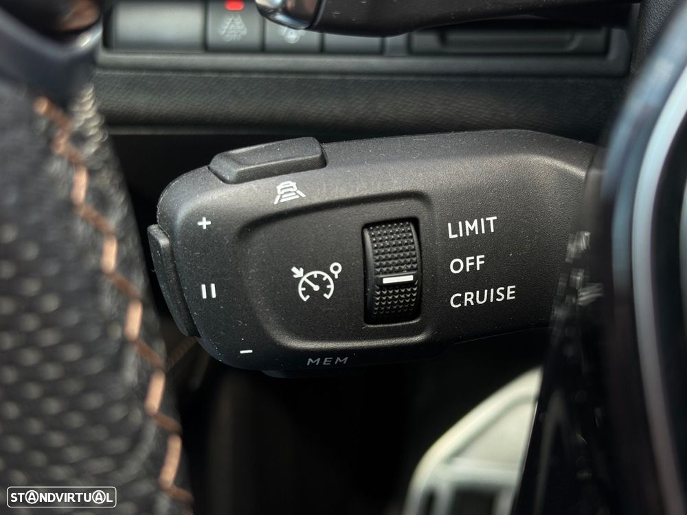 Peugeot 5008 1.5 BlueHDi GT EAT8 - 36