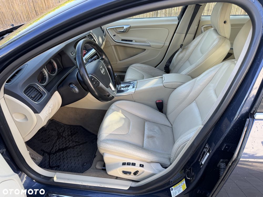 Volvo S60 - 9