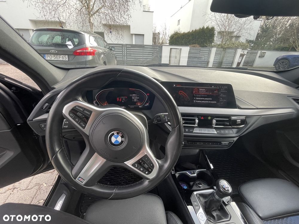 BMW Seria 1 118i M Sport Shadow - 22