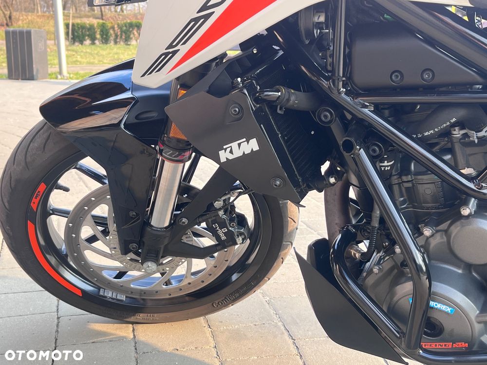KTM Duke - 5