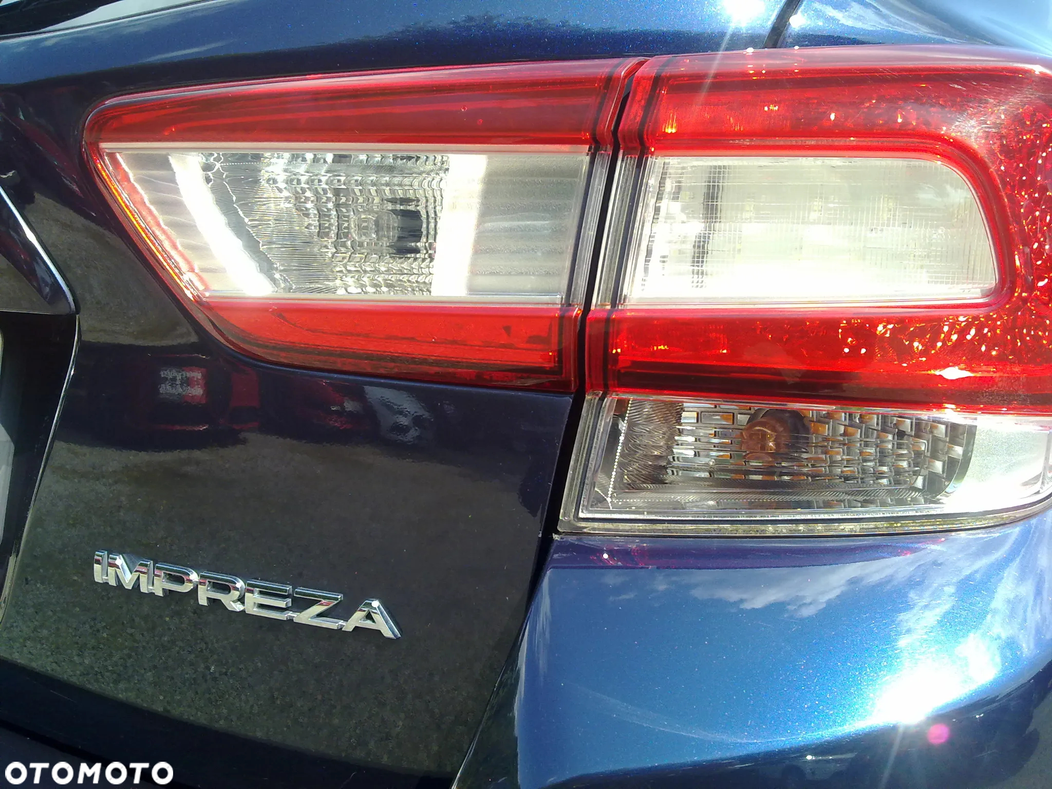Subaru Impreza 2.0i Lineartronic Exclusive - 11