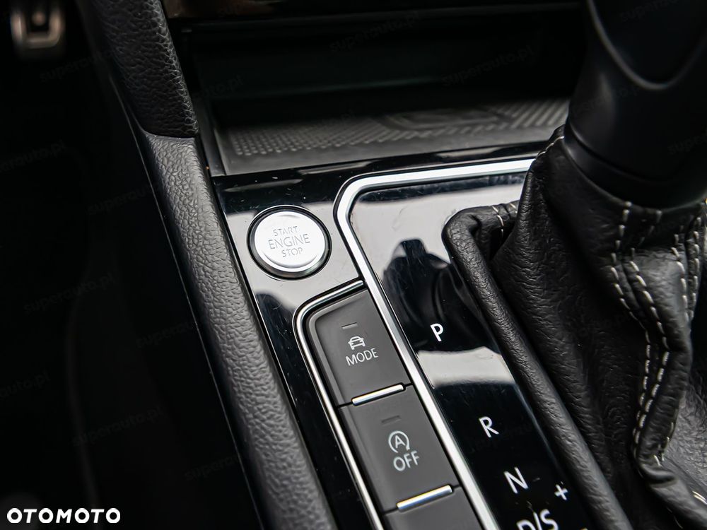 Volkswagen Arteon 2.0 TDI SCR R-Line DSG - 19