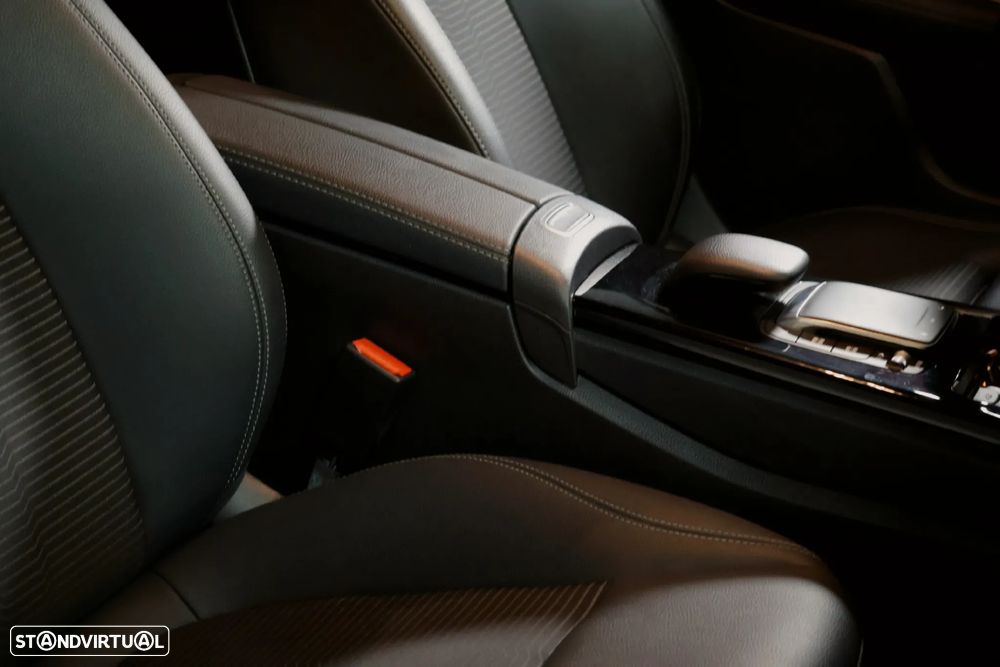 Mercedes-Benz A 250 Limousine e 8G-DCT Progressive - 9