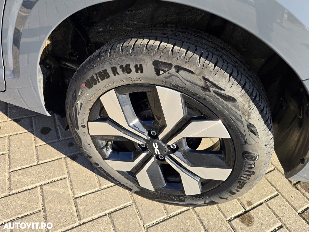 Dacia Logan TCe 90 CVT Journey - 13