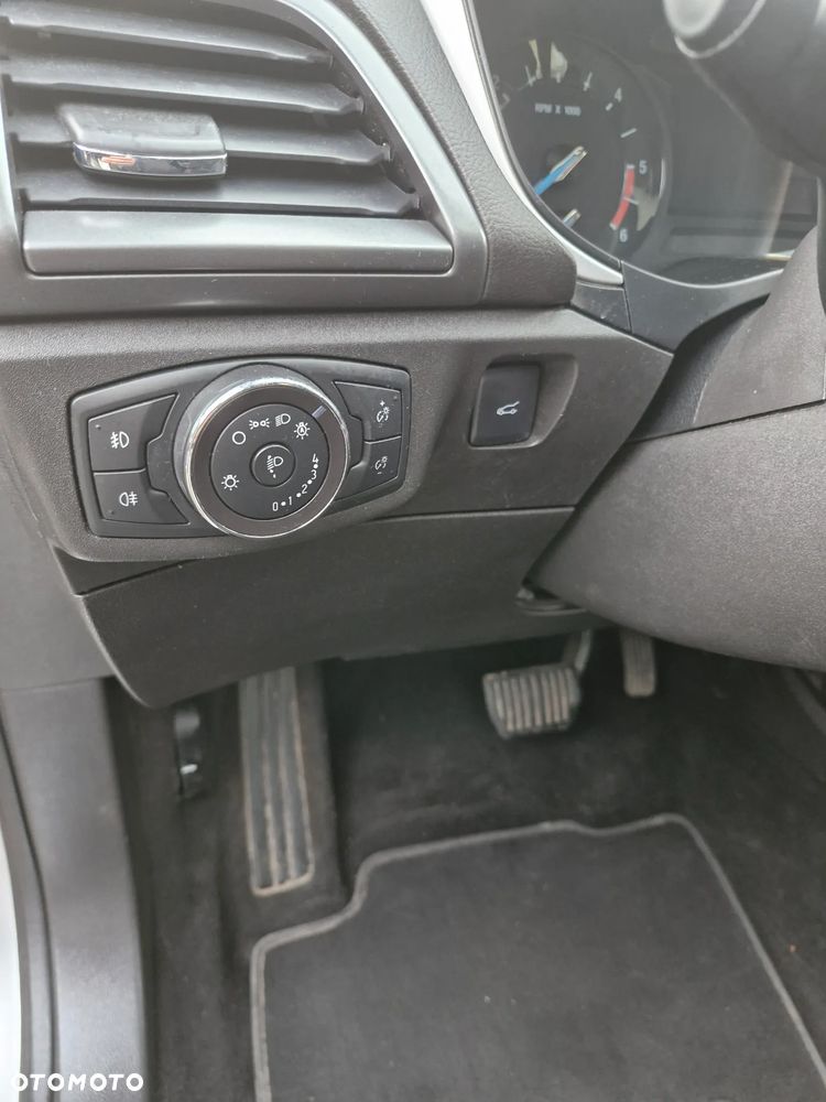 Ford Mondeo 2.0 TDCi Titanium PowerShift - 17