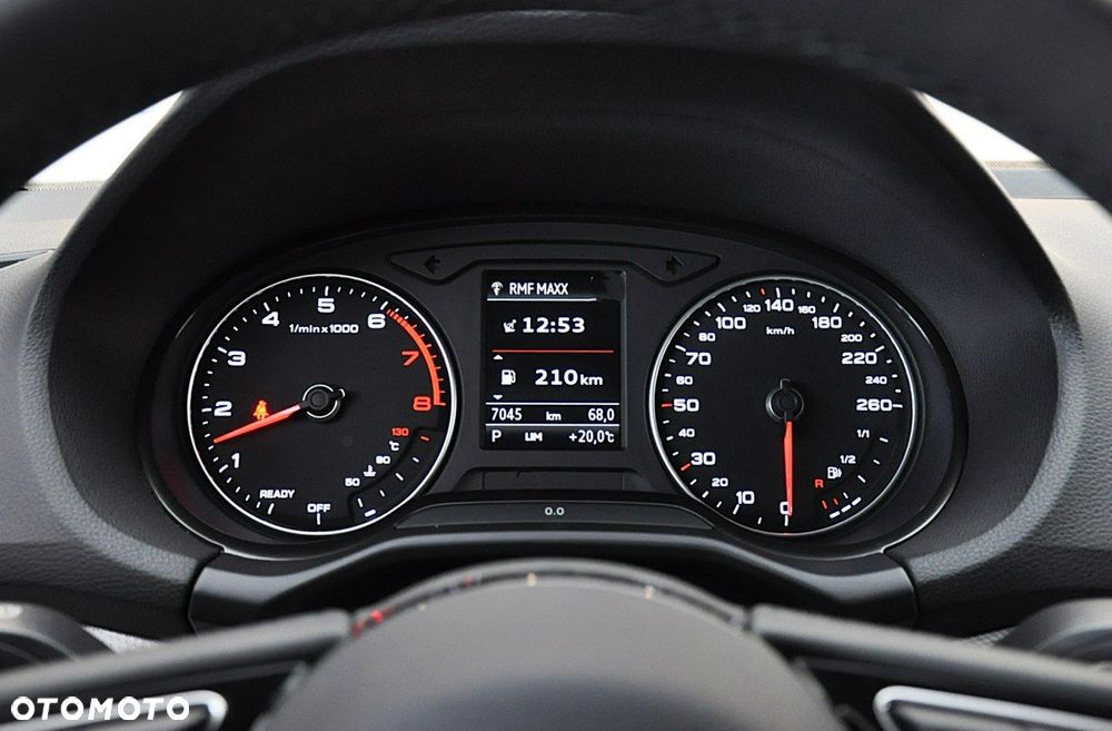 Audi Q2 - 24