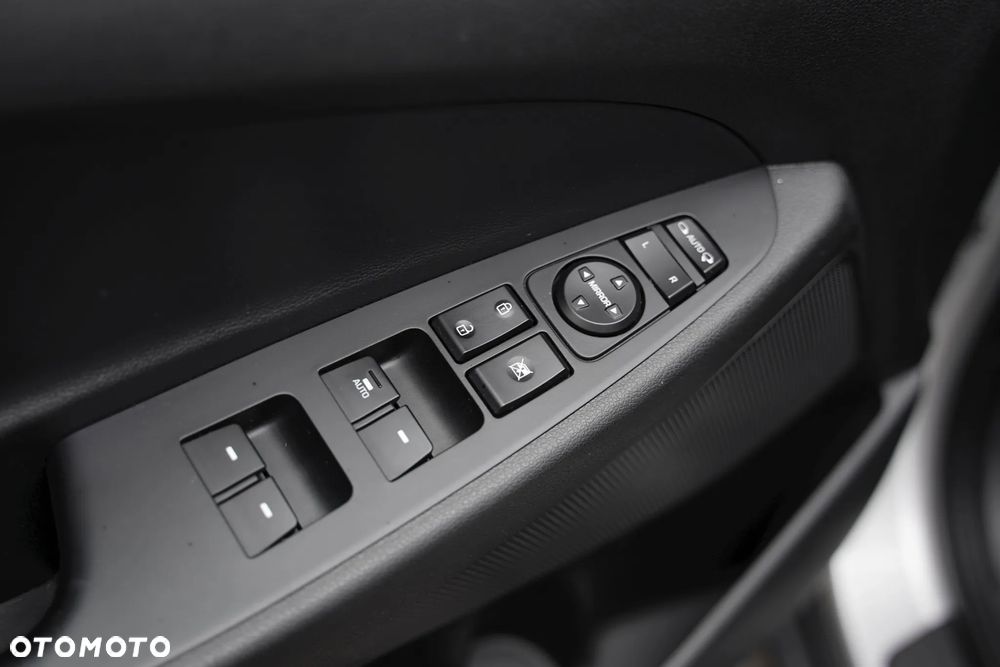 Hyundai Tucson 1.6 GDI BlueDrive TourdePologne 2WD - 20