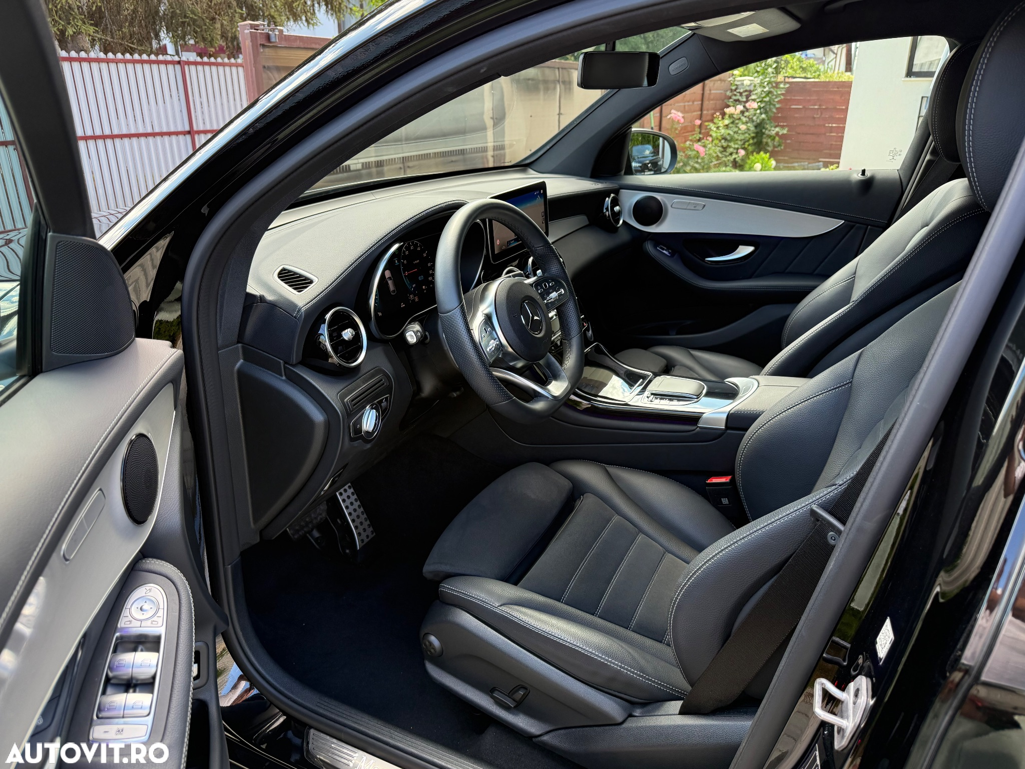 Mercedes-Benz GLC Coupe 300 e 4Matic 9G-TRONIC AMG Line - 5