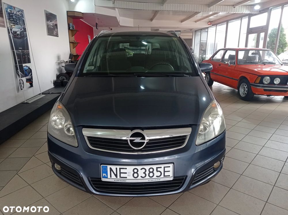 Opel Zafira - 2