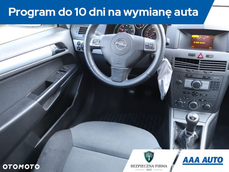 Opel Astra - 8