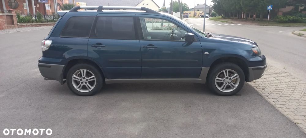 Mitsubishi Outlander 2.0 Comfort 4WD - 5