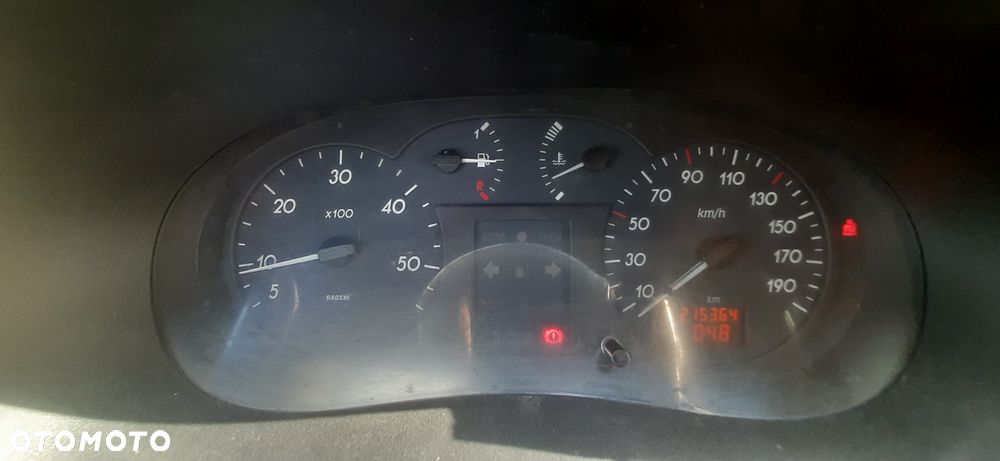 Renault Master - 25