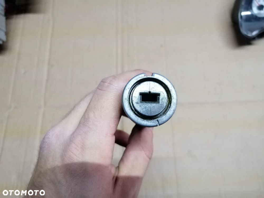Opel Corsa C 1.0 12V Z10XEP Climatronic zestaw startowy komputer 0261208393 stacyjka 2 klucze immo moduł komfortu i inne - 21