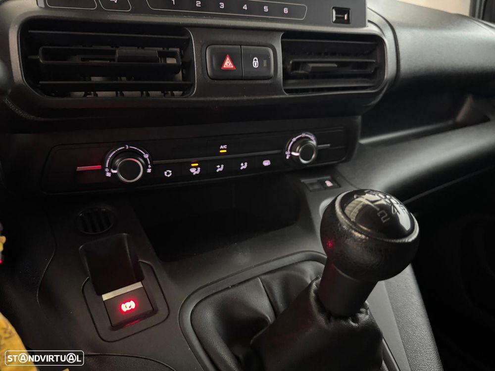 Peugeot Partner 1.6 BlueHDI - 24