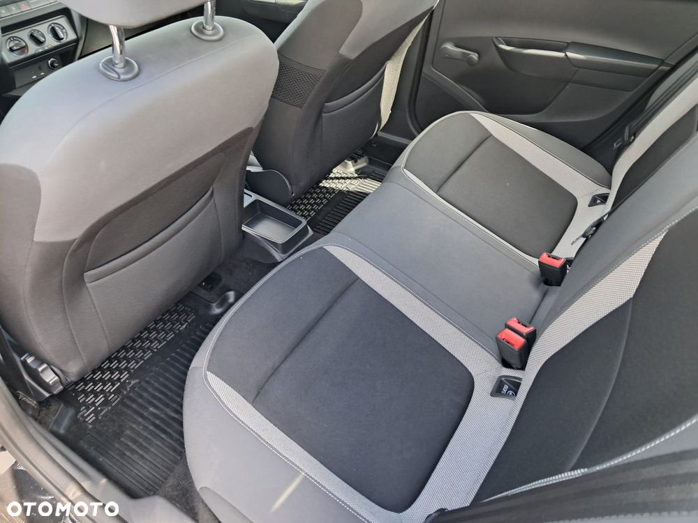 Skoda Fabia 1.0 TSI Ambition - 11