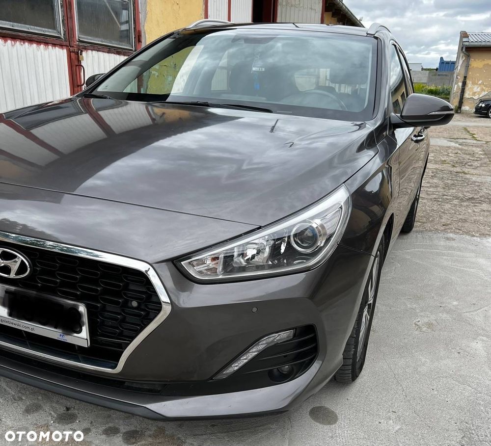 Hyundai i30 1.6 D GO Plus DCT - 3