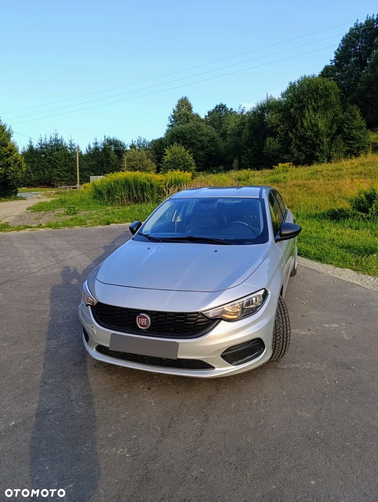 Fiat Tipo 1.4 16v Easy EU6d - 9