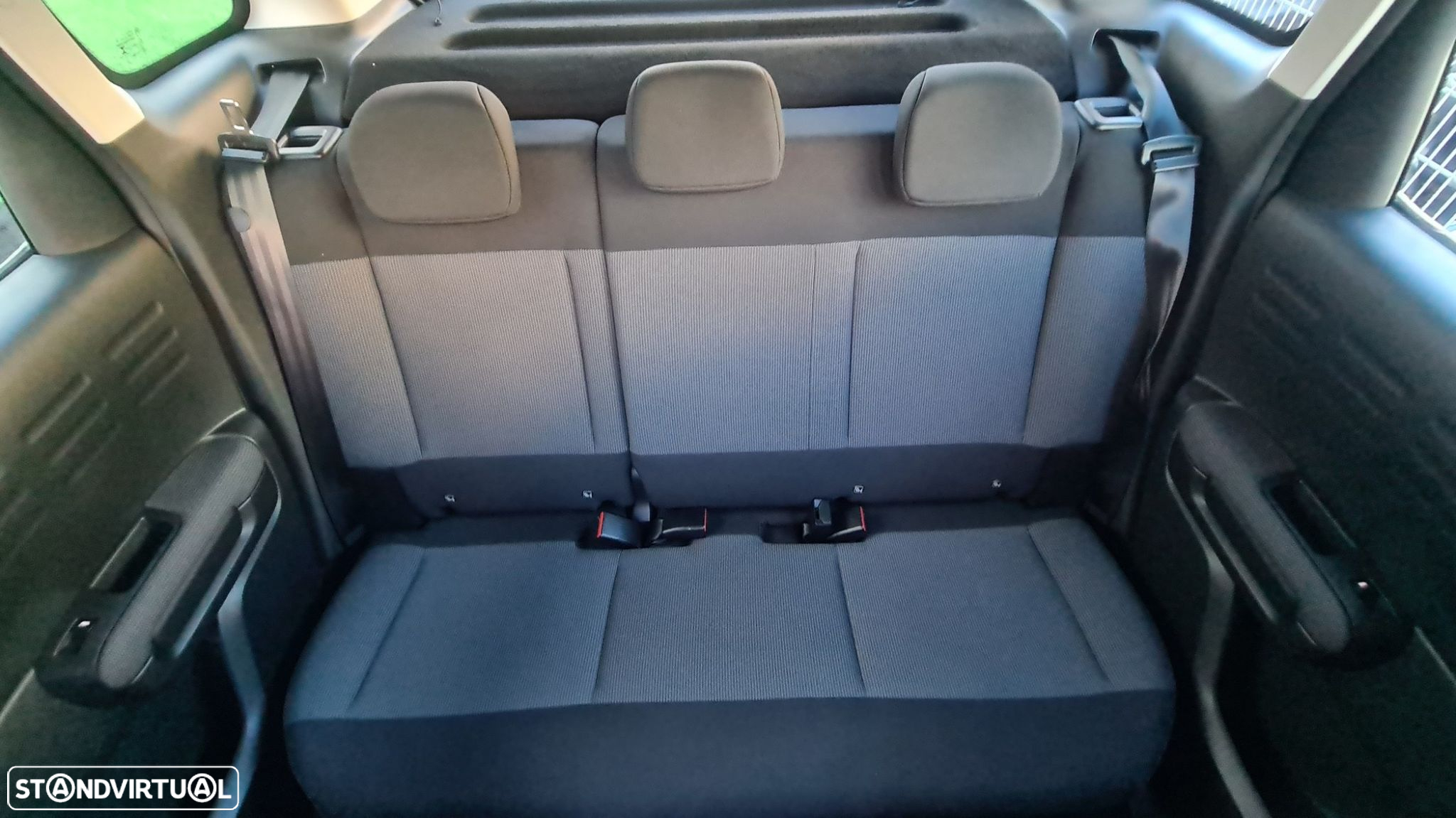 Citroën C3 Aircross 1.5 BlueHDi Shine EAT6 S&S - 43