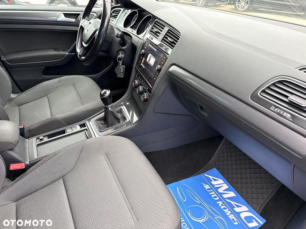Volkswagen Golf 1.0 TSI OPF Trendline - 16