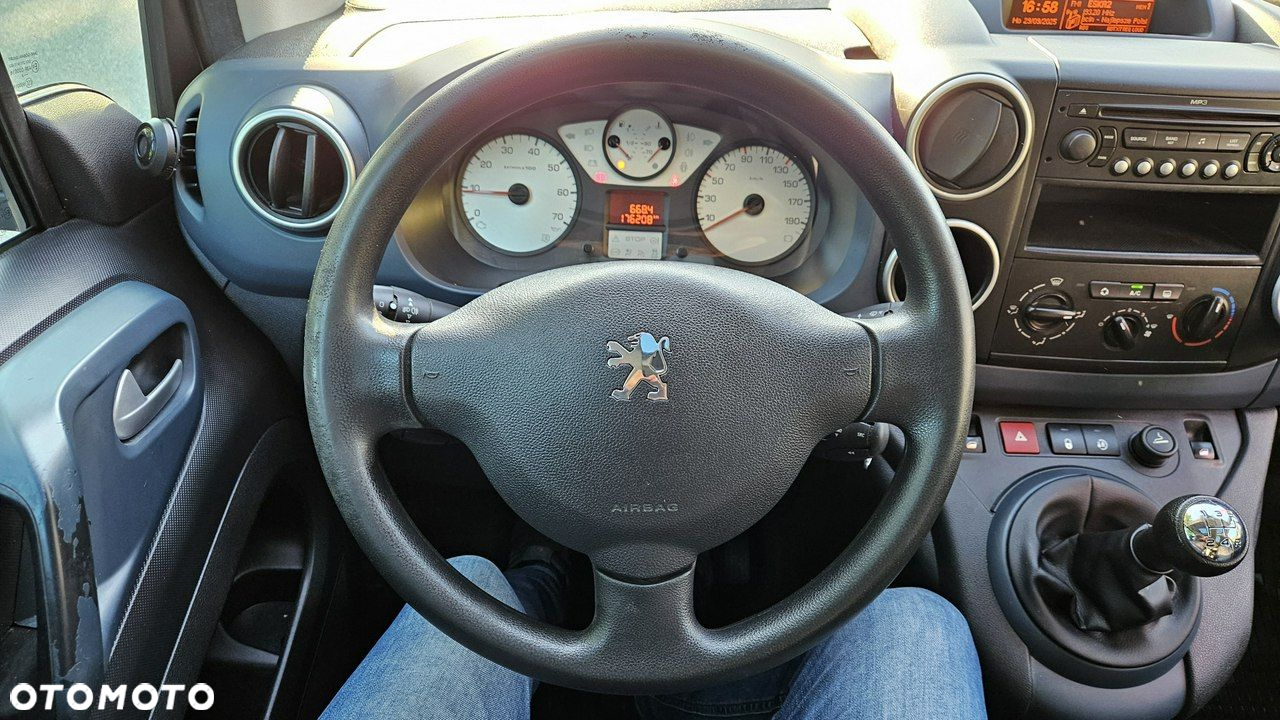 Peugeot Partner Tepee 110 Tendance mit Familien-Paket - 31