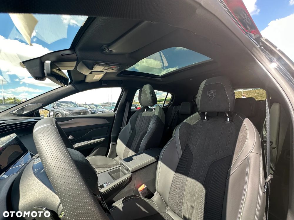 Peugeot 308 1.2 mHEV GT Exclusive S&S e-DCS6 - 23