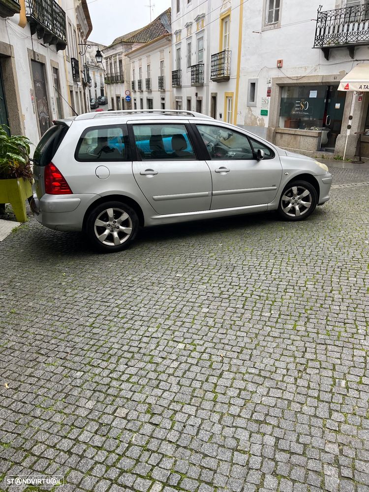 Peugeot 307 SW 1.6 HDi Black & Silver - 1