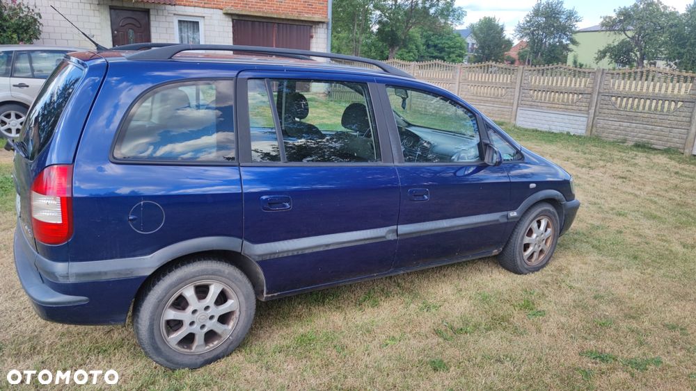 Opel Zafira - 4