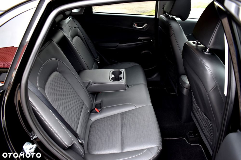 Hyundai Kona 1.6 T-GDI Premium 4WD DCT - 17