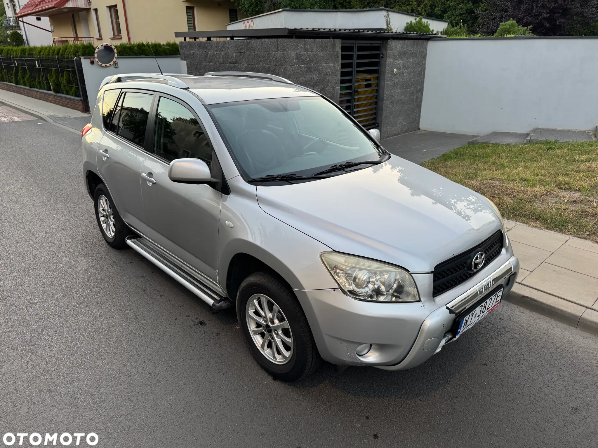 Toyota RAV4 2.0 VVT-i Sol - 7
