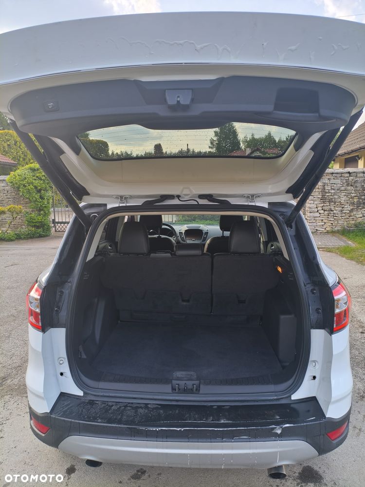 Ford Escape 2.0 EcoBoost AWD Titanium - 10