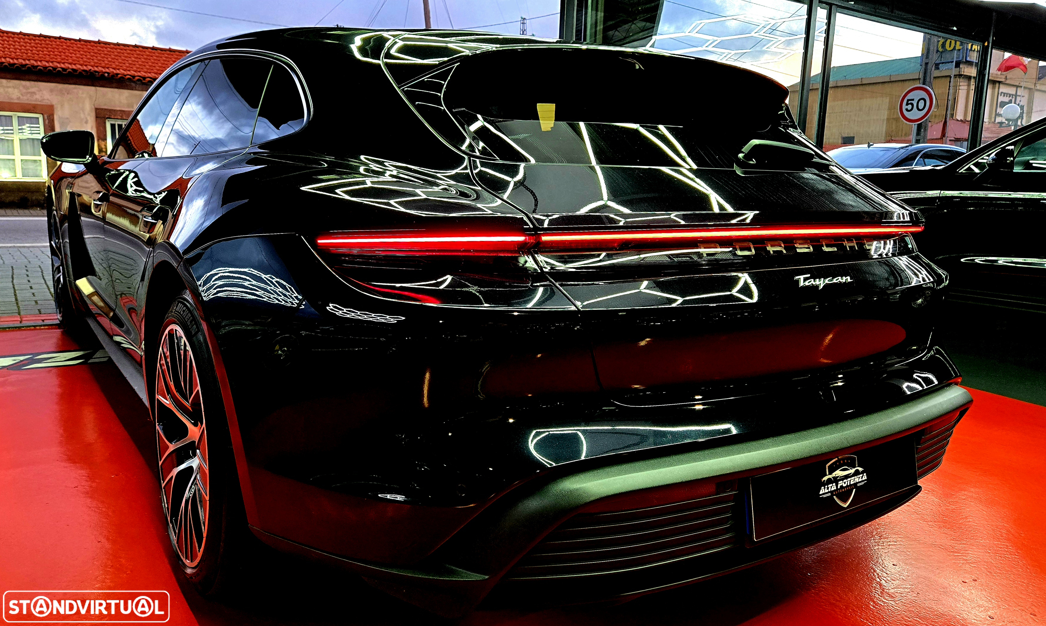Porsche Taycan Sport Turismo Standard - 15