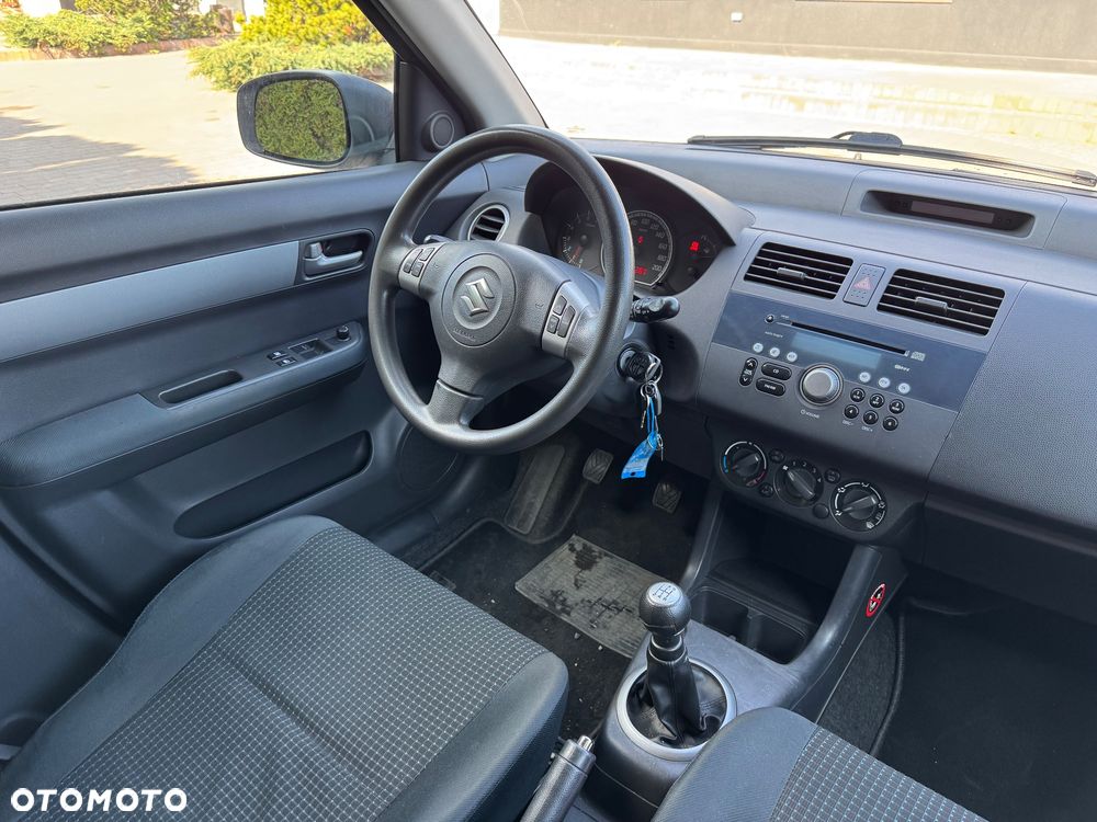 Suzuki Swift 1.3 Comfort dance - 8