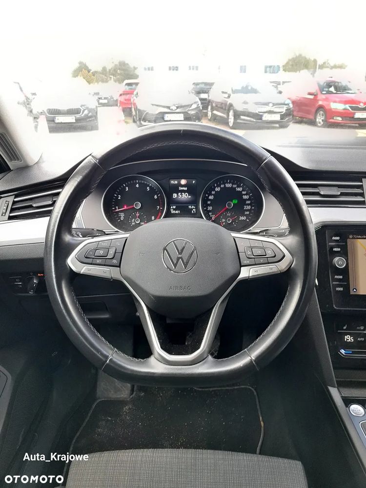 Volkswagen Passat 2.0 TSI Business DSG - 12