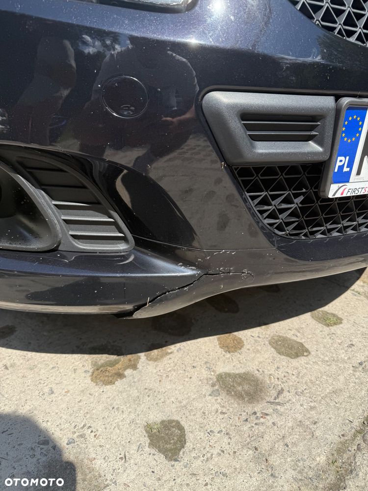 Opel Corsa 1.6T OPC - 10