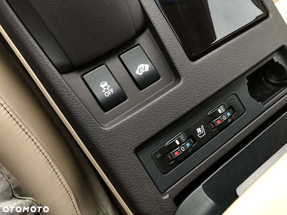 Lexus RX 450h (hybrid) Luxury Line - 17