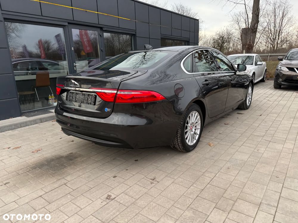 Jaguar XF E-Performance Prestige - 16